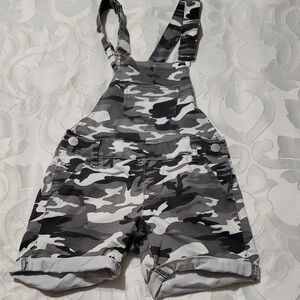 VIP Jeans Gray Camouflage Shorts